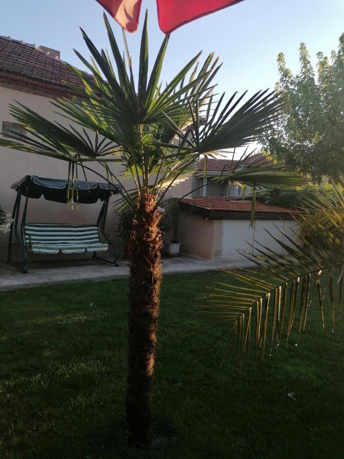 Villa Ros Guest House Svilengrad Exteriör bild