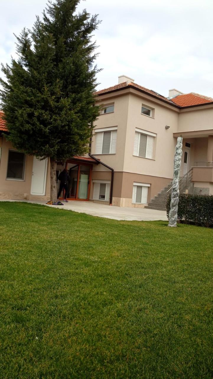 Villa Ros Guest House Svilengrad Exteriör bild
